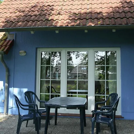 Cozy In Dierhagen With Terrace *